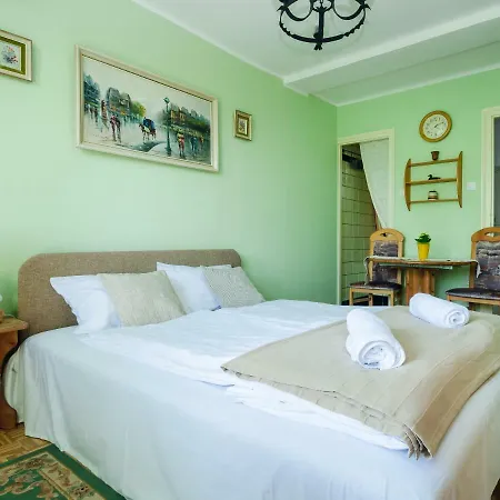 Balaton Retro Gem Apartman *